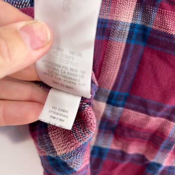 Patagonia Fjord Flannel Button Down Shirt Women's Size 2 Plaid Red Blue Long - Picture 4 of 16